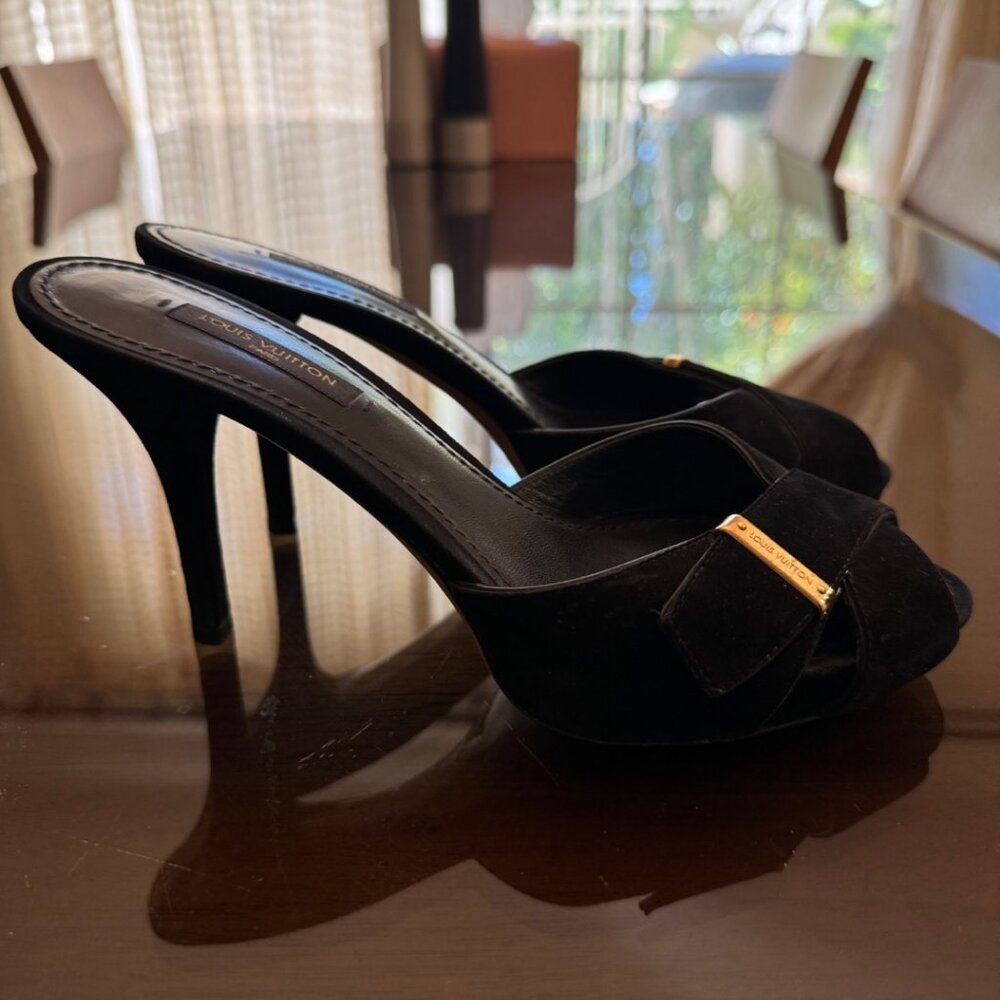 Louis Vuitton Black Suede Cross Strap Slides Sandals Size 35 1/2 - Picture 3 of 15